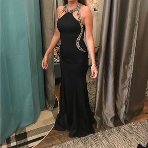 Nox Anabel black formal gown. Size Small. Never worn.